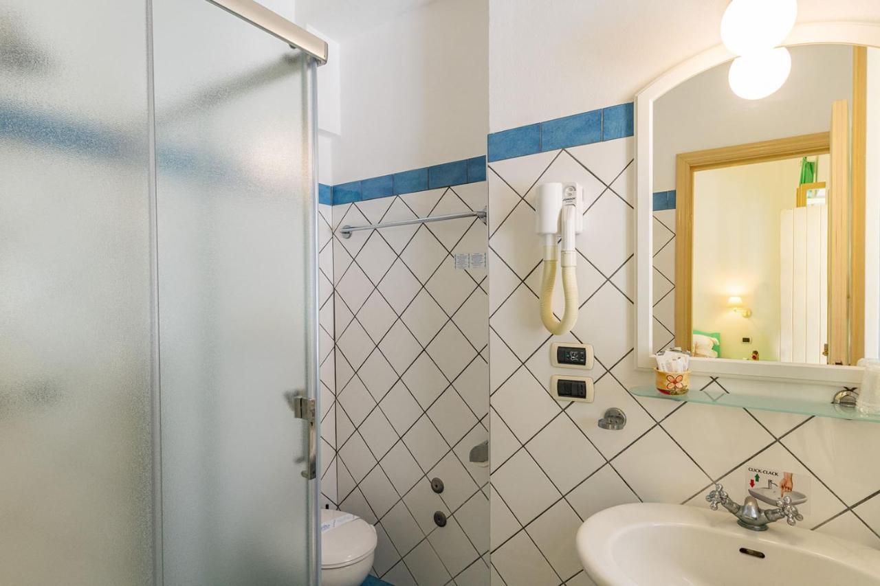 Stromboli Central Family Apartment - 3 Double Rooms Εξωτερικό φωτογραφία