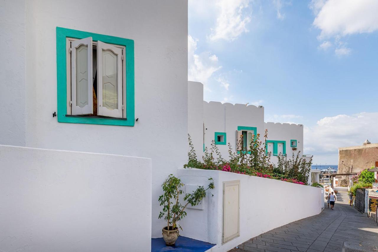Stromboli Central Family Apartment - 3 Double Rooms Εξωτερικό φωτογραφία