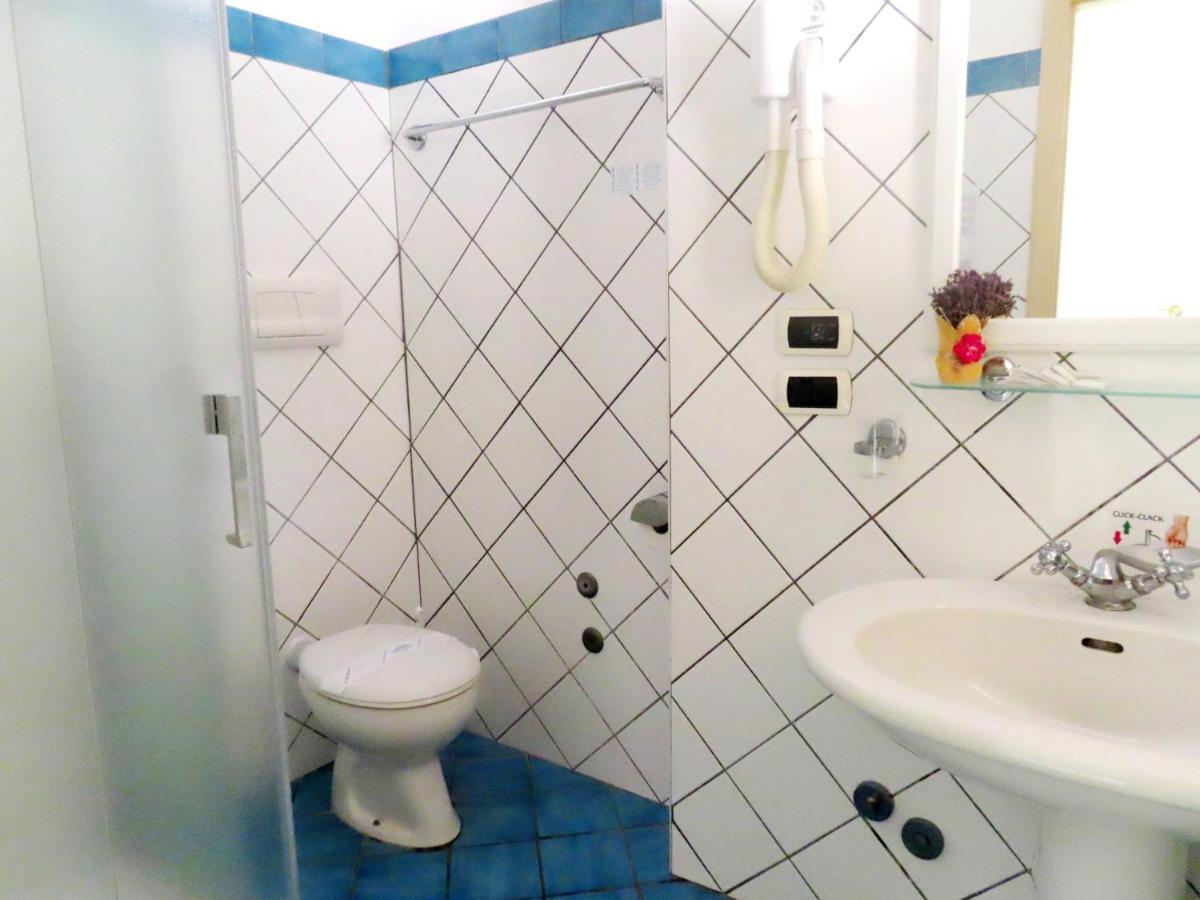 Stromboli Central Family Apartment - 3 Double Rooms Εξωτερικό φωτογραφία