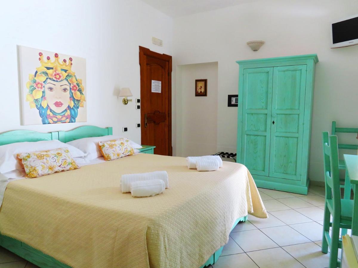 Stromboli Central Family Apartment - 3 Double Rooms Εξωτερικό φωτογραφία