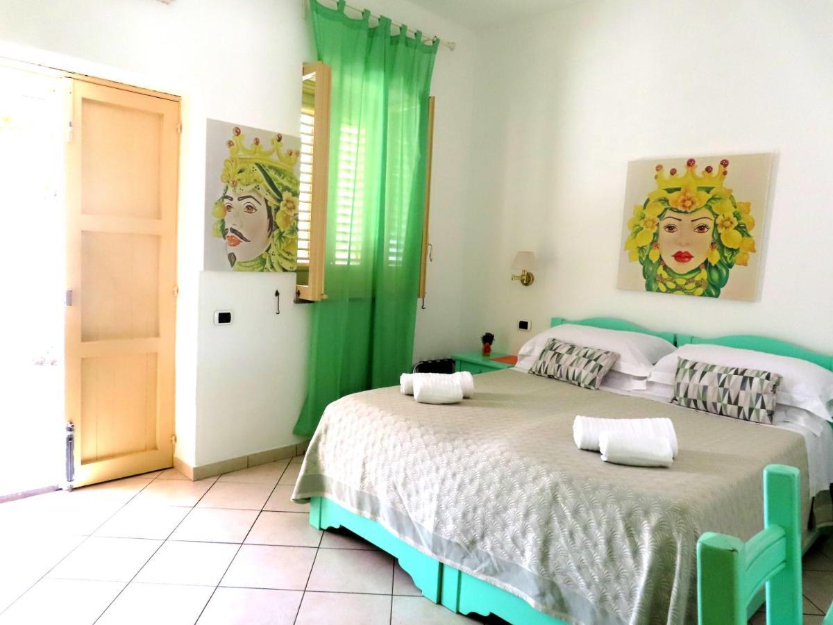 Stromboli Central Family Apartment - 3 Double Rooms Εξωτερικό φωτογραφία