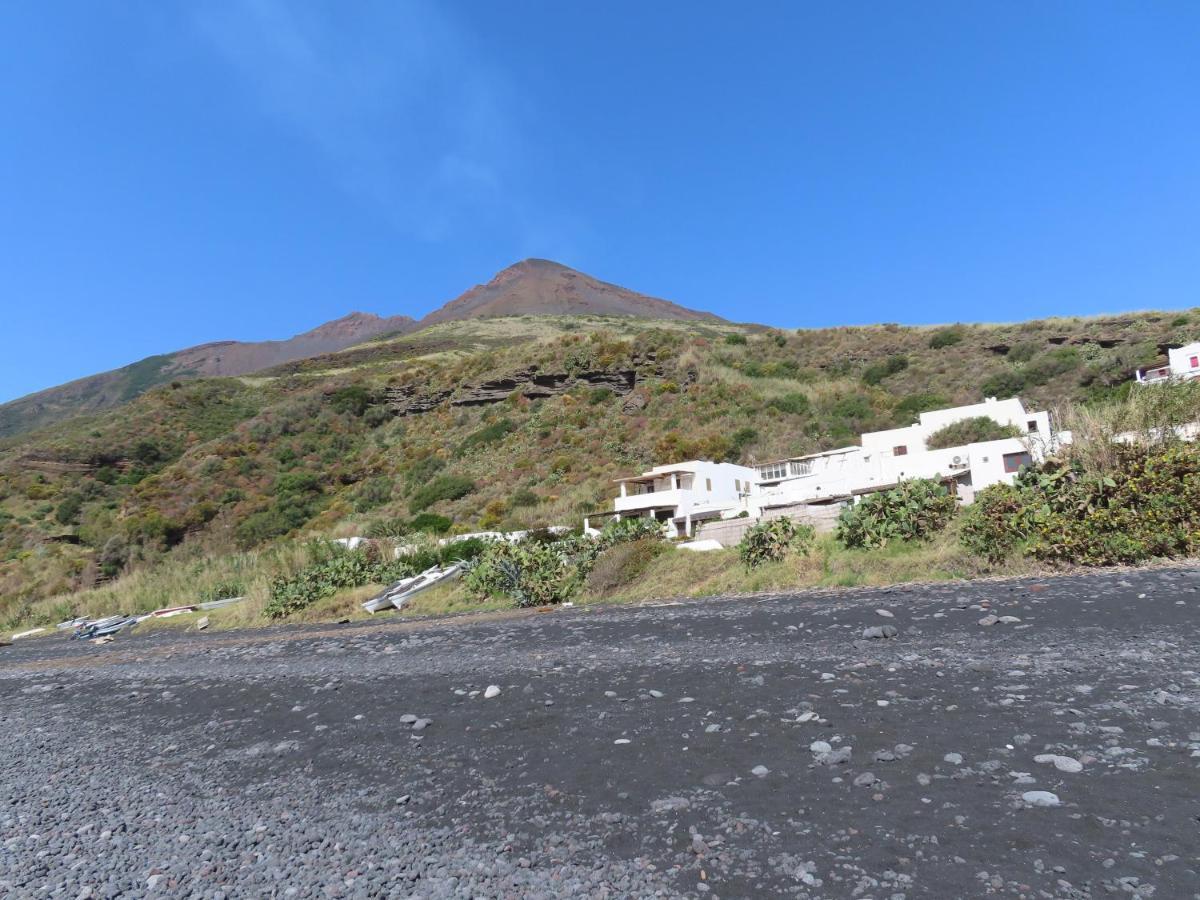 Stromboli Central Family Apartment - 3 Double Rooms Εξωτερικό φωτογραφία