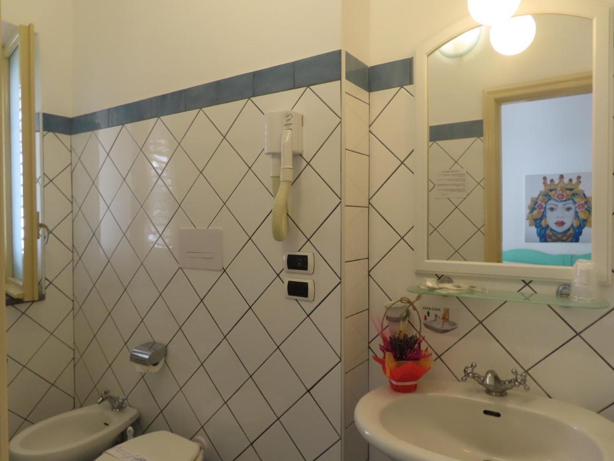 Stromboli Central Family Apartment - 3 Double Rooms Εξωτερικό φωτογραφία
