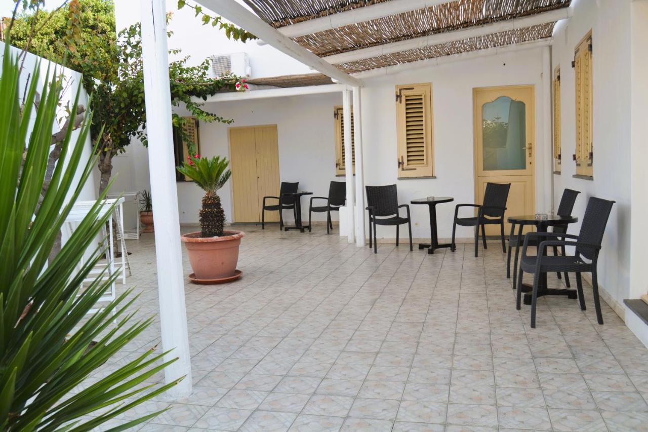 Stromboli Central Family Apartment - 3 Double Rooms Εξωτερικό φωτογραφία
