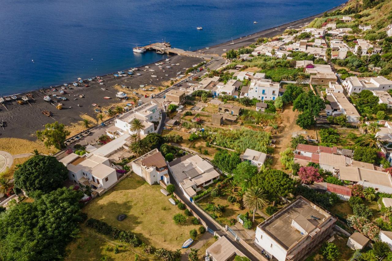 Stromboli Central Family Apartment - 3 Double Rooms Εξωτερικό φωτογραφία